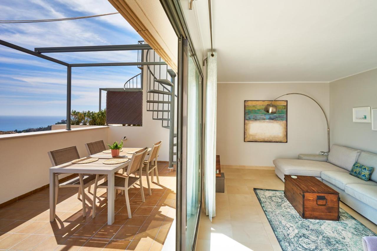 Sea View Penthouse, Pool, Privacy, Appartement *
